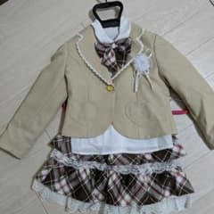 入学式　フォーマル　スーツのサムネイル