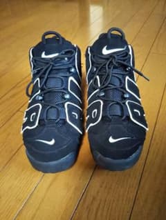 NIKE AIR MORE UPTEMPO  ナイキ モアテンのサムネイル