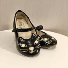 【美品】フォーマルシューズ　Gap  猫  フラットシューズ　13.5のサムネイル
