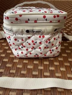 LeSportsac チェリー柄 キルティング ショルダーバッグ - メルカリ