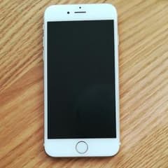 iPhone6 16GB au ゴールドのサムネイル