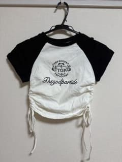 SHEINショート丈Tシャツのサムネイル