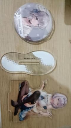 ホロライブ白銀ノエルアクリルスタンド　缶バッジ