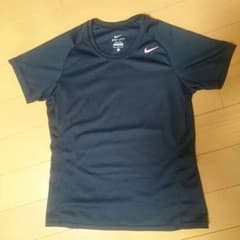 NIKE Tシャツのサムネイル