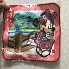ディズニー　ミニーちゃんのハンカチのサムネイル