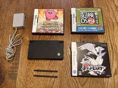 ニンテンドーDSi 本体 ソフト3本セット ポケモンブラック 動作確認済のサムネイル