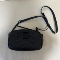 GUCCI GGマーモント ショルダーバッグ ブラックのサムネイル