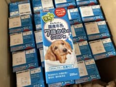 【値下げ‼️】わんちゃんの国産牛乳 7歳からのシニア用 200ml×20本のサムネイル