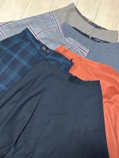 y様専用【INDIVI】膝丈スカート6点セットのサムネイル