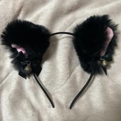 猫耳カチューシャ ブラック 黒 リボン 鈴付き コスプレ ハロウィンのサムネイル