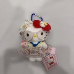【海外限定】ハローキティ メガネ付き ぬいぐるみマスコットのサムネイル