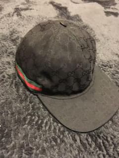 GUCCI キャップ　ブラックのサムネイル