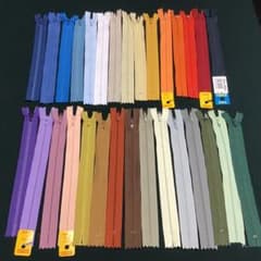 YKK ファスナー 20cmまとめ売り 多色セット30本のサムネイル