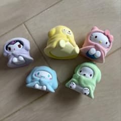 サンリオ　おふとんかぶりっこ　コンプリートセットのサムネイル