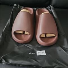 ys-01 FUDGE 12 yeezy slide カニエウエストのサムネイル