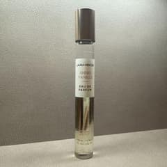 LAURA MERCIER アンバーバニラ オードパルファム 10mL 廃盤 - メルカリ