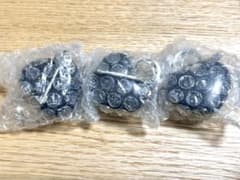 【ピカっと！愛にカギ閉め！ハートの南京錠マスコット】ブラック 3点セットのサムネイル