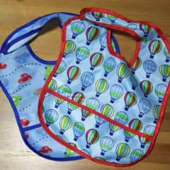美品☆お食事エプロンのサムネイル