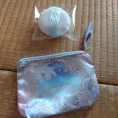 Snow Beauty ポーチ＆パフ セットのサムネイル