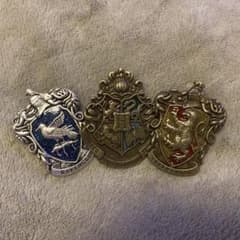 ハリーポッター ピンバッジ 3種セット Gryffindor Hogwarts