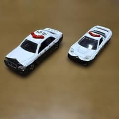 トミカ パトカー 2台セット ミニカーのサムネイル