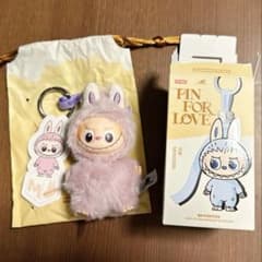 ラブブ LABUBU PIN FOR LOVE イニシャル Mのサムネイル