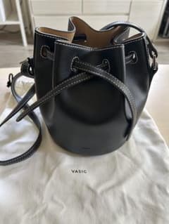 美品 VASIC CLUB MINI ショルダーバッグ レザー バケツ型 巾着型 
