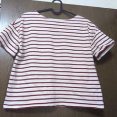 ボートネック 半袖 Tシャツ 白と赤のストライプのサムネイル
