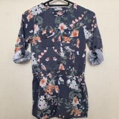 next花柄ロンパース オールインワン ワンピースのサムネイル