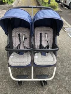 ココロンツイン　双子用ベビーカーのサムネイル