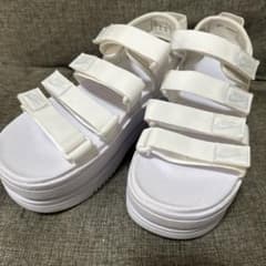 再値下げ！23㌢ナイキNIKEアイコンクラシック23センチのサムネイル