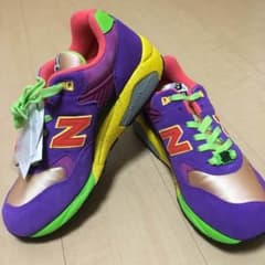 new balance STUSSY×UNDEFEATED×HECTICのサムネイル