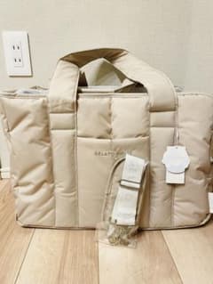 【新品】ペット用キルティングキャリーバッグ　ベージュのサムネイル
