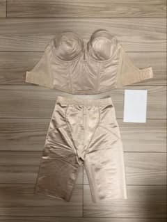 ハリネズミ THE TREAT DRESSING ビスチェ&ガードル ハリネズミ様専用 THE TREAT DRESSING ビスチェ&ガードル - メルカリ