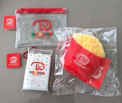 未使用品　ドムドムハンバーガー　ポーチセット