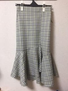 【お値下げ中】マーメイドチェックスカートのサムネイル