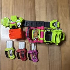 仮面ライダーエグゼイド ゲーマドライバー ガシャットセットのサムネイル