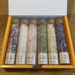Health Nuts バスソルト 6本セットのサムネイル