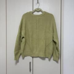 ライトグリーン クルーネック ニット 長袖のサムネイル
