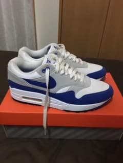 NIKE ナイキ スニーカーのサムネイル