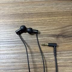 final E2000 イヤホンのサムネイル
