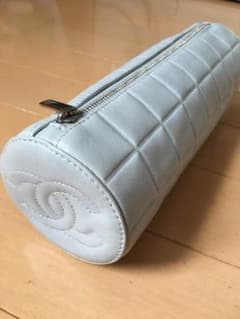 CHANEL ポーチ 円筒のサムネイル