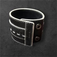 Archive Givenchy Leather Bangle レザーバングル Archive Givenchy Leather Bangle レザーバングル - メルカリ