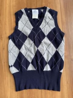 トムブラウンBrooks Brothers ブラックフリースカシミヤベストBB0のサムネイル