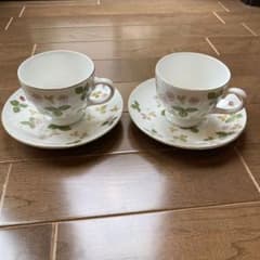 ウェッジウッド　ワイルドストロベリー　コーヒーカップ&ソーサーのサムネイル