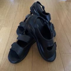 黒のナースシューズのサムネイル