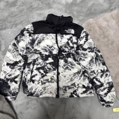 THE NORTH FACE ダウンジャケット 白黒山柄 US Lのサムネイル
