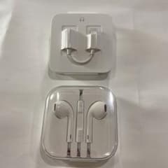 iPhone 純正　イヤホン　変換アダプタのサムネイル