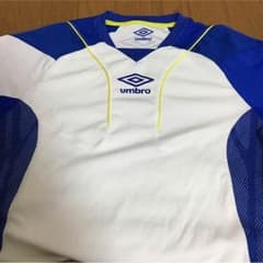 アンブロのTシャツのサムネイル