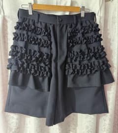 COMME des GARCONS GIRL 26SS フリルショートパンツ S COMME des GARCONS GIRL 26SS フリルショートパンツ S - メルカリ